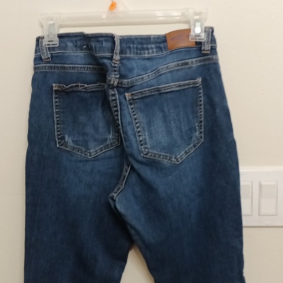 Wild Blue Sadie Robertson Collection denim dark wash skinny jeans - Picture 6 of 8